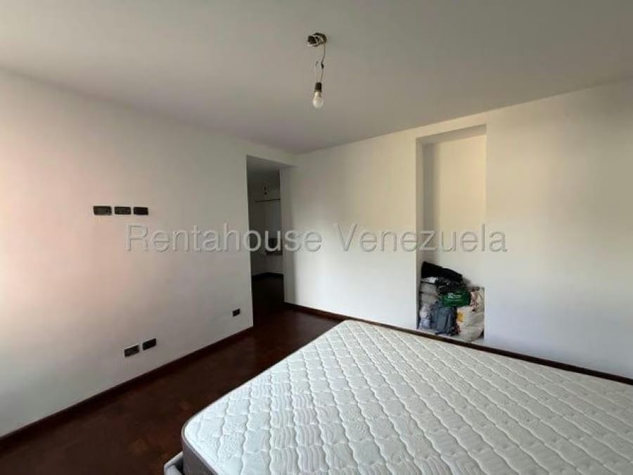 Apartamento en Venta en san roman Caracas - 10