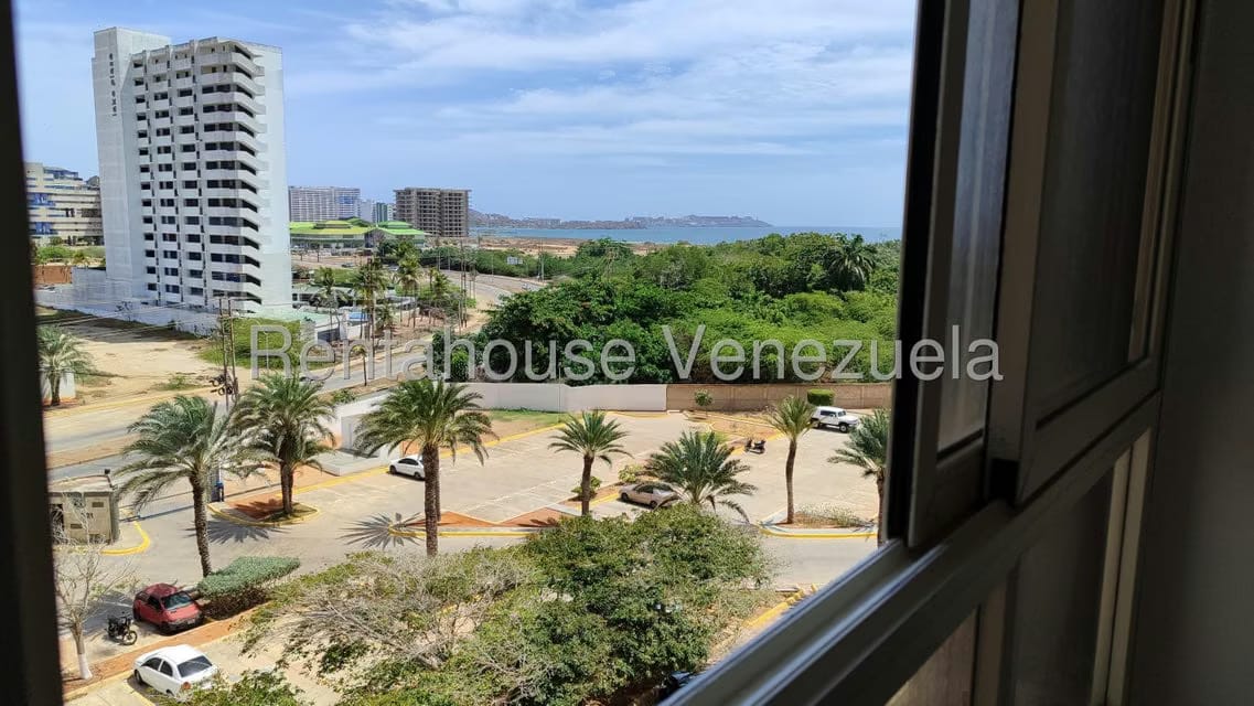 Apartamento (1 Nivel) en Venta en Avenida Bolivar, Nueva Esparta - 19