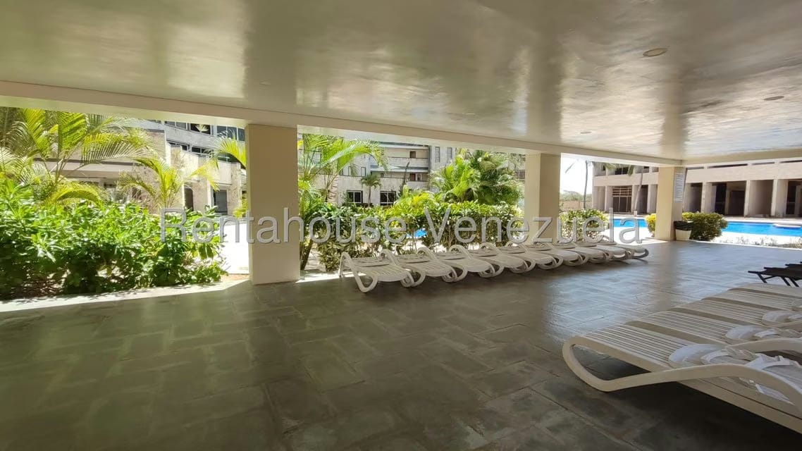 Apartamento (1 Nivel) en Venta en Avenida Bolivar, Nueva Esparta - 24