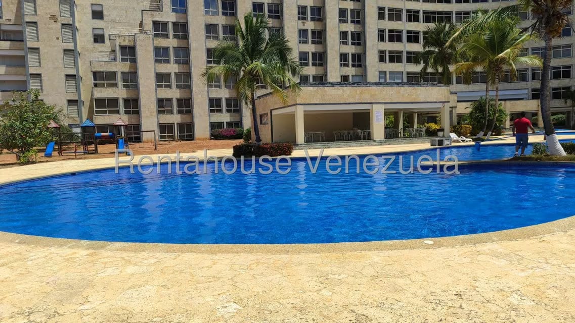 Apartamento (1 Nivel) en Venta en Avenida Bolivar, Nueva Esparta - 31