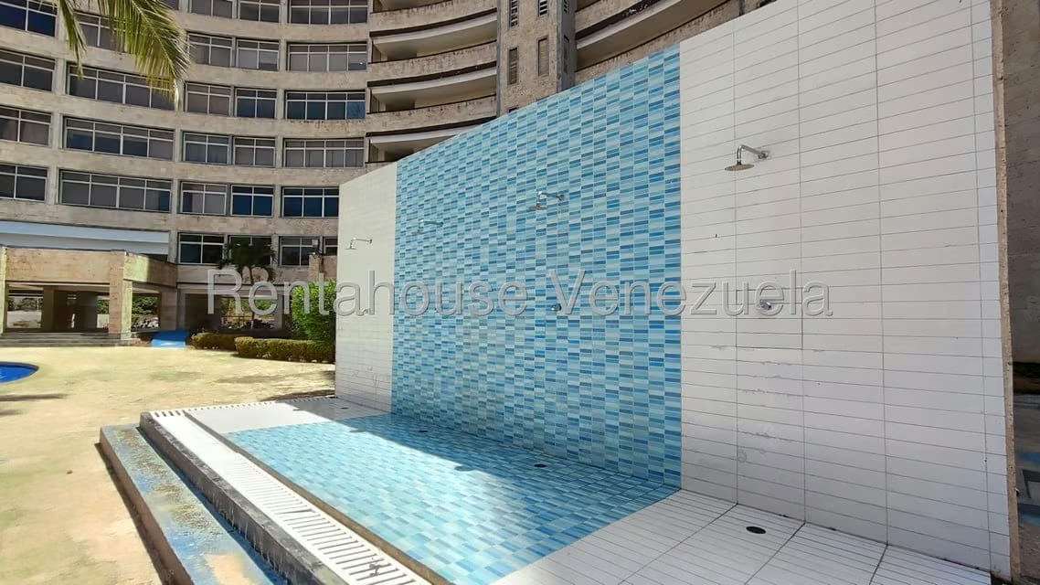 Apartamento (1 Nivel) en Venta en Avenida Bolivar, Nueva Esparta - 32