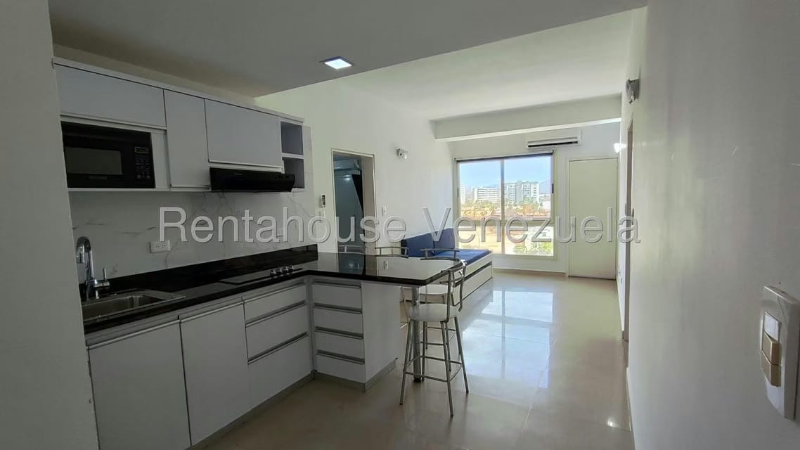 Apartamento (1 Nivel) en Venta en Avenida Bolivar, Nueva Esparta - 6