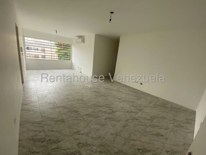 Apartamento (1 Nivel) en Venta en El Paraiso, Distrito Metropolitano - 11