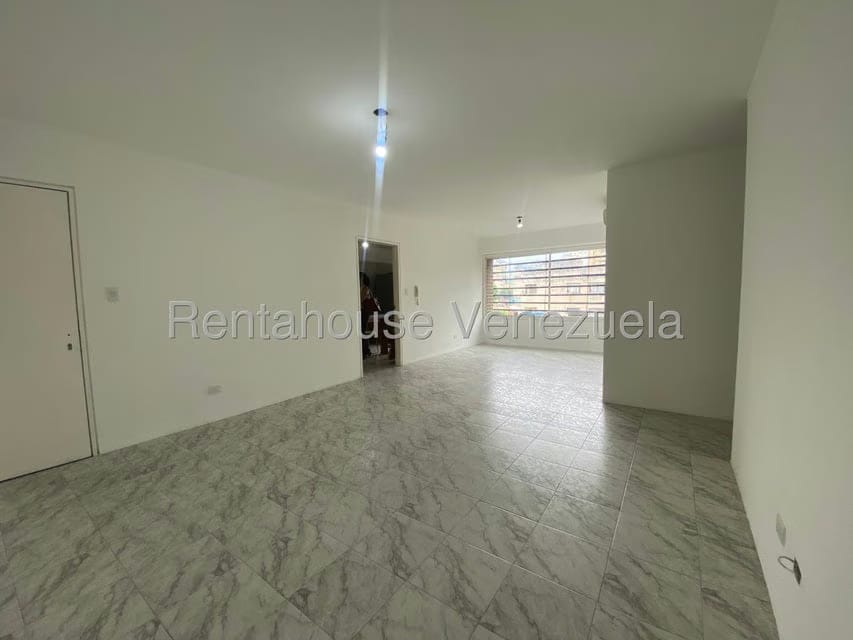Apartamento (1 Nivel) en Venta en El Paraiso, Distrito Metropolitano - 12