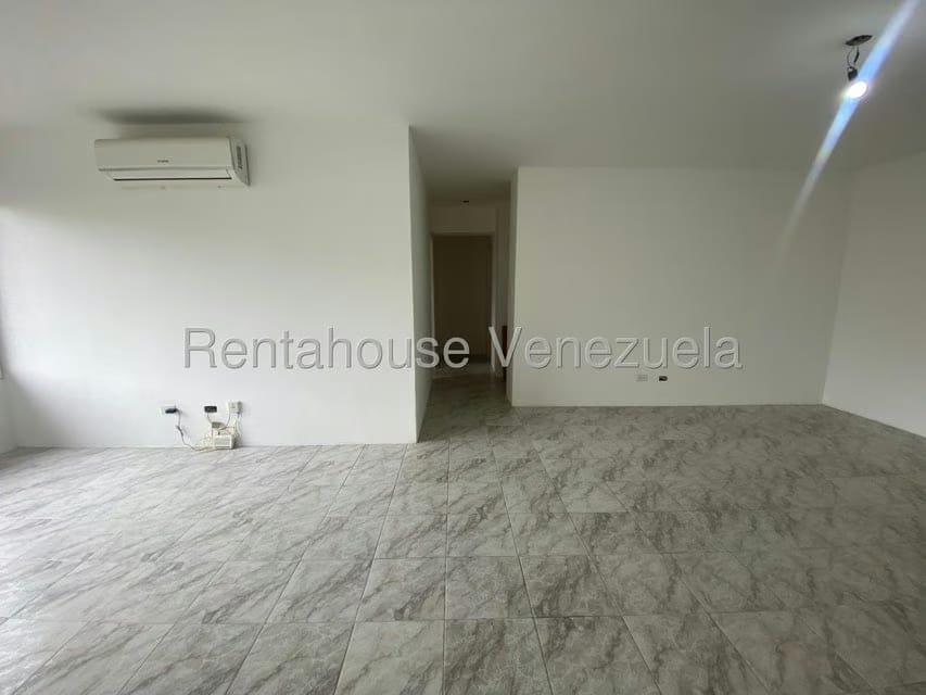 Apartamento (1 Nivel) en Venta en El Paraiso, Distrito Metropolitano - 17