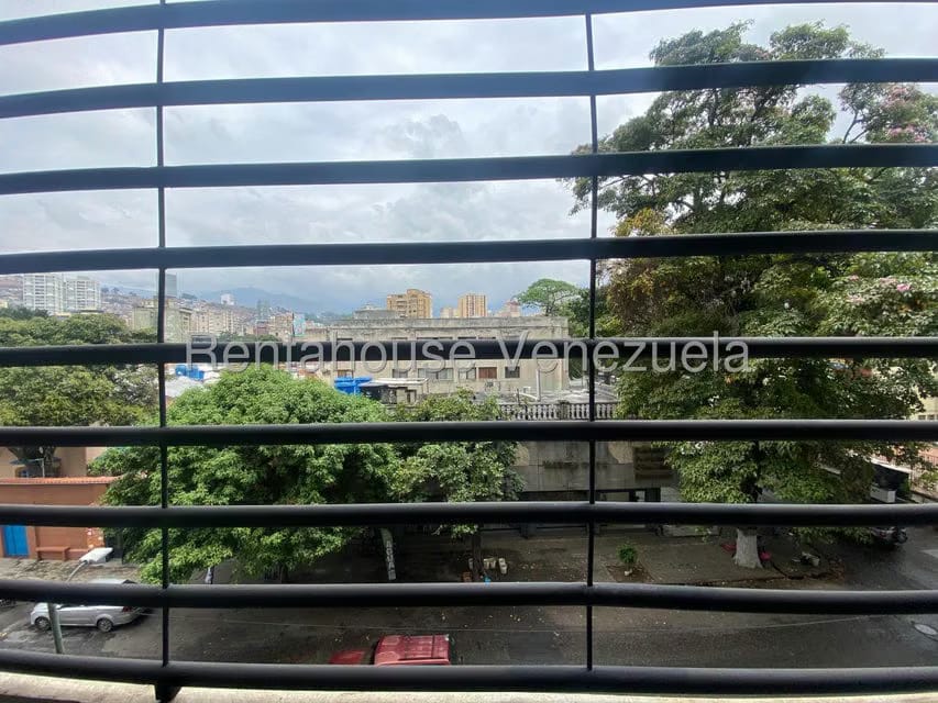 Apartamento (1 Nivel) en Venta en El Paraiso, Distrito Metropolitano - 19