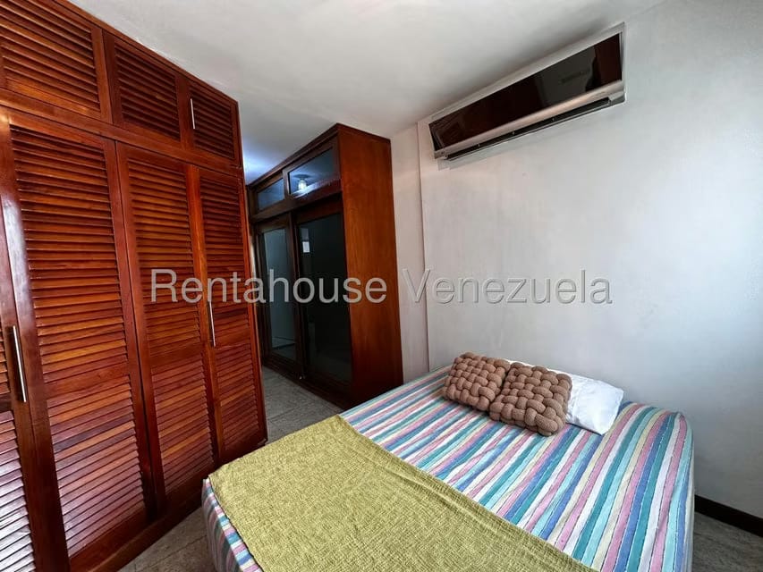 Apartamento (1 Nivel) en Alquiler en Colinas de Bello Monte, Distrito Metropolitano - 12