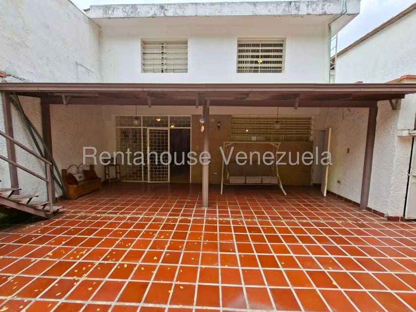 Casa (Multipes Niveles) en Alquiler en Macaracuay, Distrito Metropolitano - 16