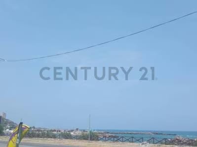 ML - Venta de Local Comercial en Playa Verde - 4