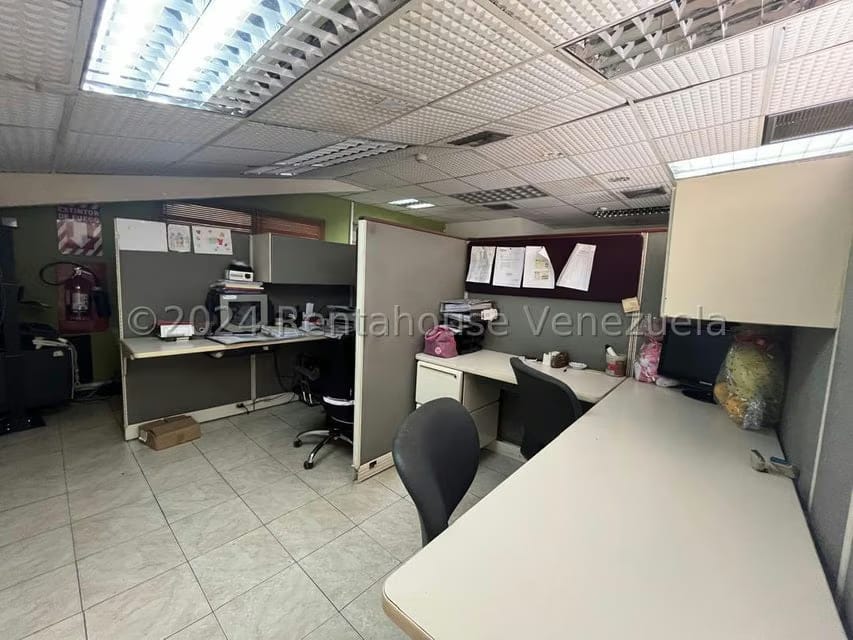 Comercial (Galpon - Deposito) en Venta en Zona Industrial, Carabobo - 5