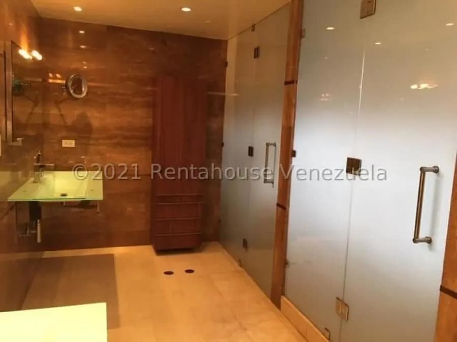 Apartamento en Venta en La Florida Caracas - 15