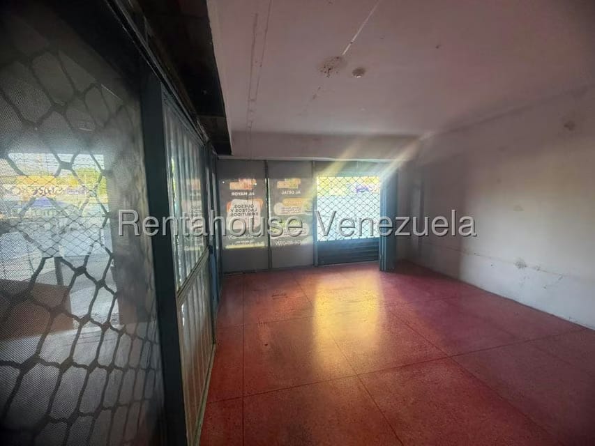 Comercial (Local Comercial) en Venta en Casco Central, Carabobo - 12