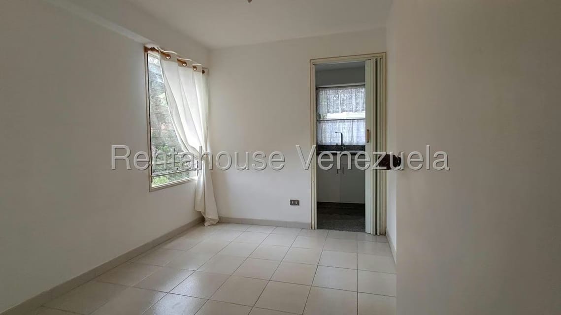 Apartamento (1 Nivel) en Venta en Los Naranjos del Cafetal, Distrito Metropolitano - 16