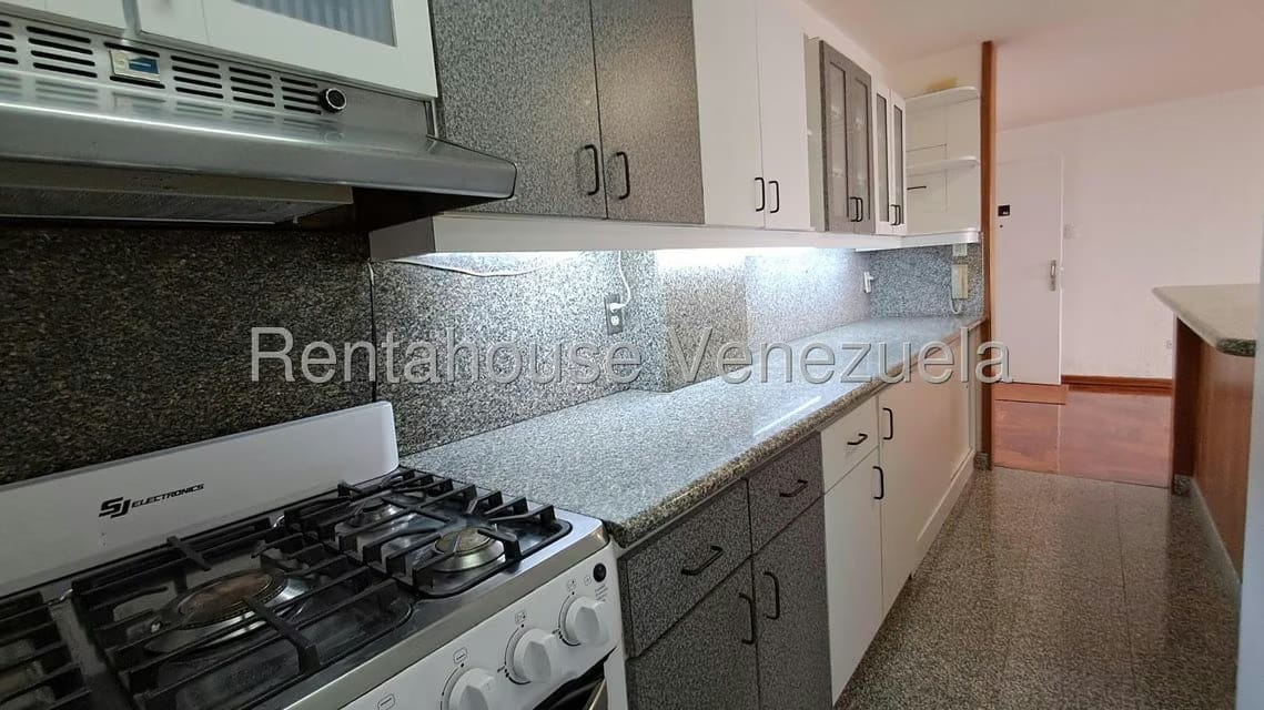 Apartamento (1 Nivel) en Venta en Los Naranjos del Cafetal, Distrito Metropolitano - 23