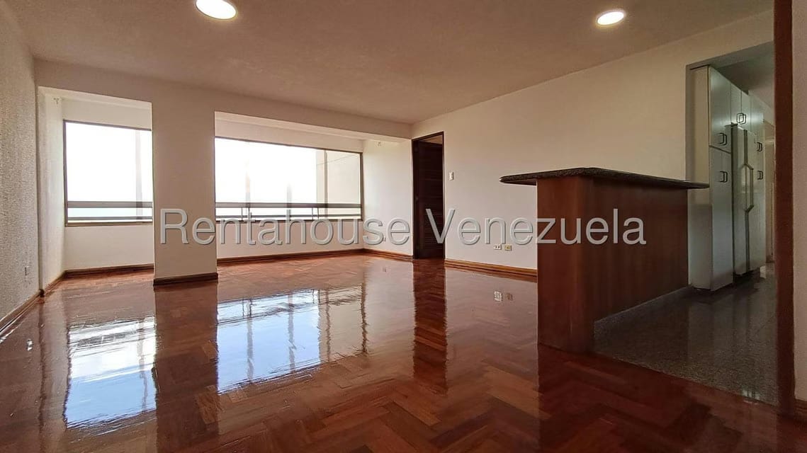 Apartamento (1 Nivel) en Venta en Los Naranjos del Cafetal, Distrito Metropolitano - 25