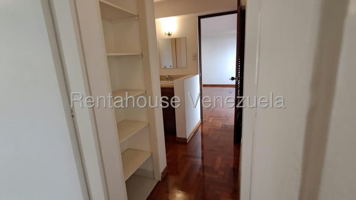 Apartamento (1 Nivel) en Venta en Los Naranjos del Cafetal, Distrito Metropolitano - 42