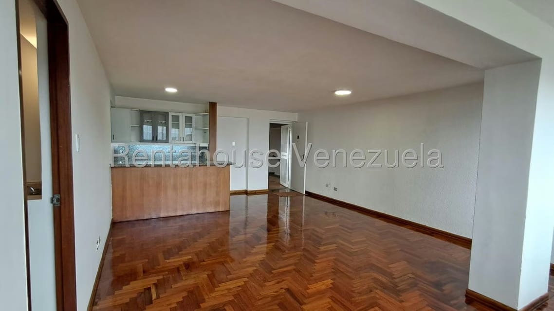 Apartamento (1 Nivel) en Venta en Los Naranjos del Cafetal, Distrito Metropolitano - 9