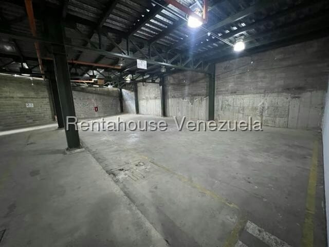 Comercial (Local Comercial) en Alquiler en El Encantado, Distrito Metropolitano - 11
