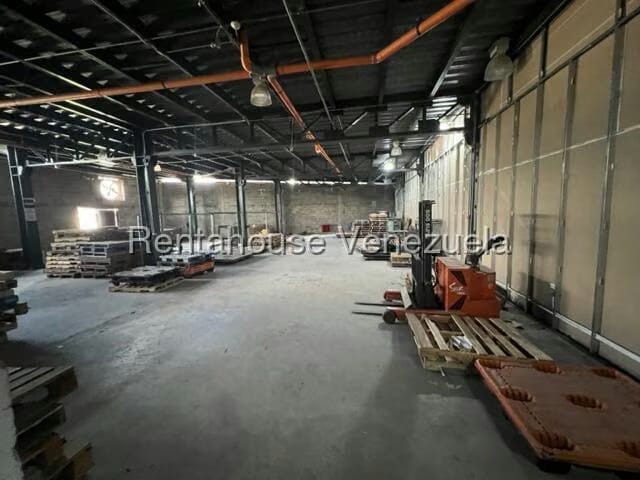 Comercial (Local Comercial) en Alquiler en El Encantado, Distrito Metropolitano - 20