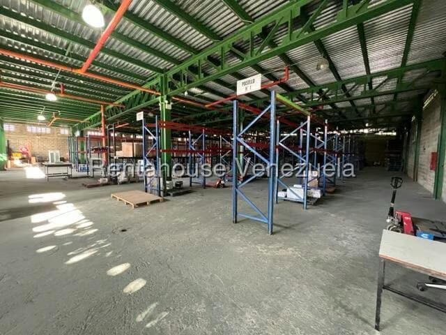 Comercial (Local Comercial) en Alquiler en El Encantado, Distrito Metropolitano - 24