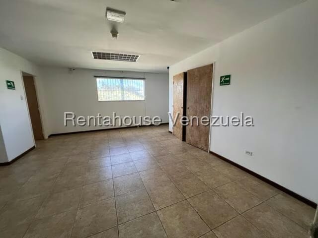 Comercial (Local Comercial) en Alquiler en El Encantado, Distrito Metropolitano - 30