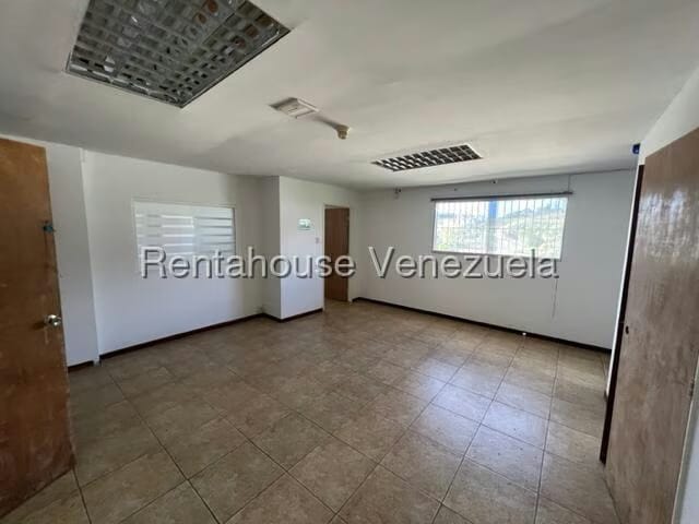 Comercial (Local Comercial) en Alquiler en El Encantado, Distrito Metropolitano - 31