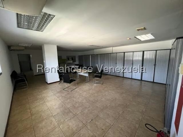 Comercial (Local Comercial) en Alquiler en El Encantado, Distrito Metropolitano - 36