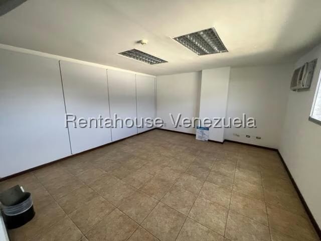 Comercial (Local Comercial) en Alquiler en El Encantado, Distrito Metropolitano - 37