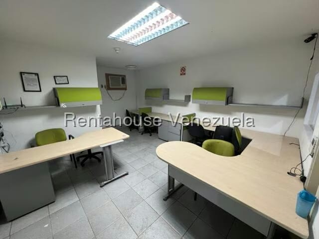 Comercial (Local Comercial) en Alquiler en El Encantado, Distrito Metropolitano - 8