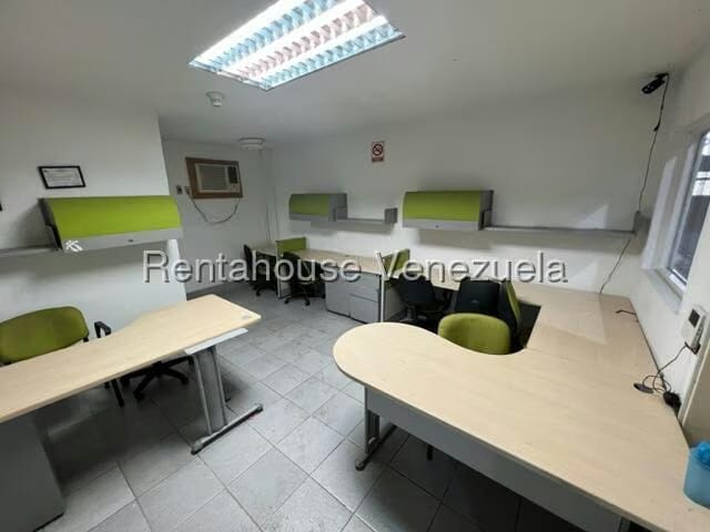 Comercial (Local Comercial) en Alquiler en El Encantado, Distrito Metropolitano - 10