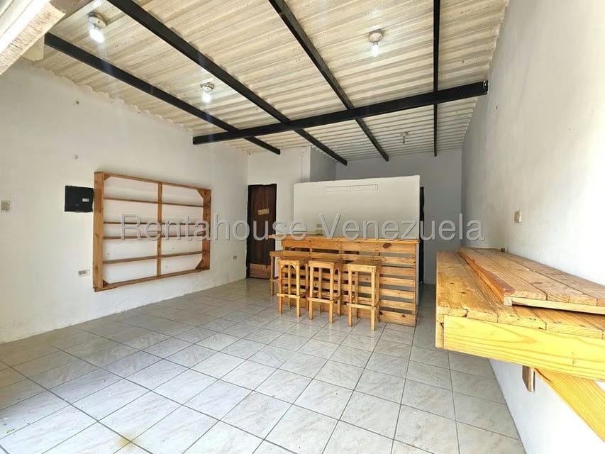 Comercial (Local Comercial) en Alquiler en Nueva Segovia, Lara - 4