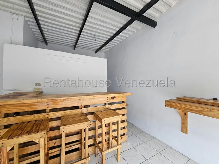 Comercial (Local Comercial) en Alquiler en Nueva Segovia, Lara - 8