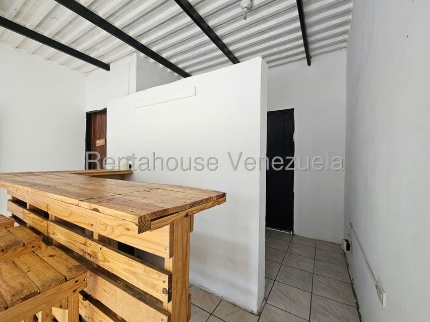 Comercial (Local Comercial) en Alquiler en Nueva Segovia, Lara - 9