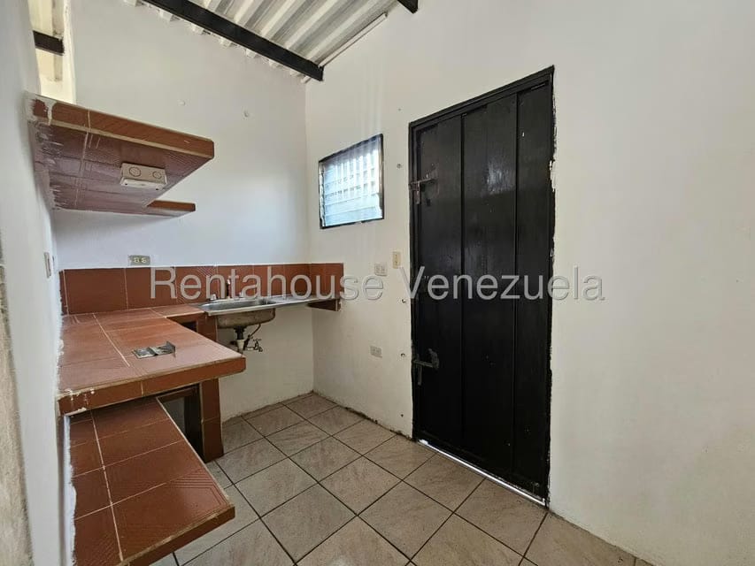 Comercial (Local Comercial) en Alquiler en Nueva Segovia, Lara - 10