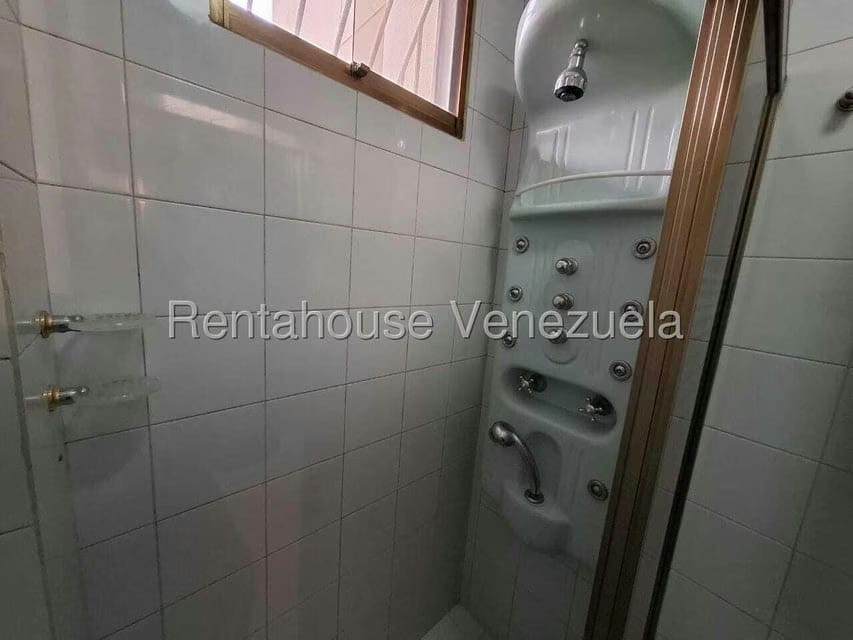 Apartamento (1 Nivel) en Venta en Parroquia Altagracia, Distrito Metropolitano - 15