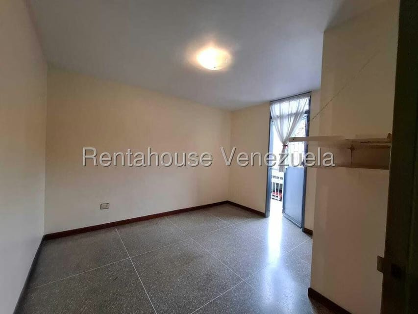 Apartamento (1 Nivel) en Venta en Parroquia Altagracia, Distrito Metropolitano - 17