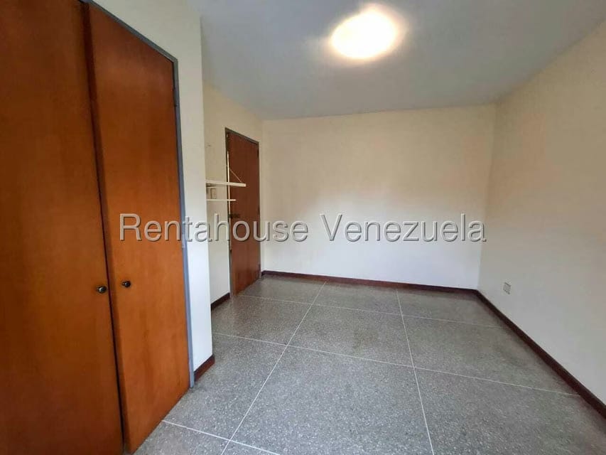 Apartamento (1 Nivel) en Venta en Parroquia Altagracia, Distrito Metropolitano - 18