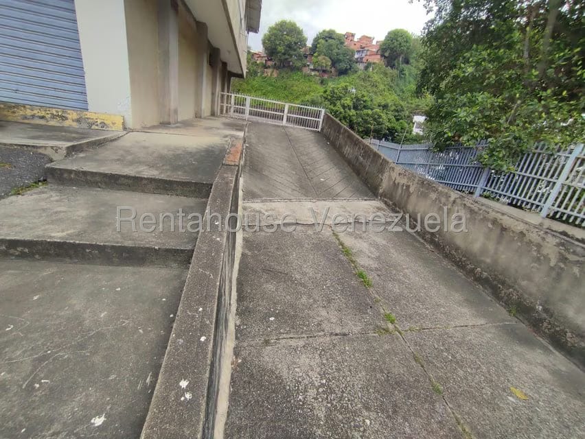 Comercial (Oficina) en Alquiler en Parroquia Santa Rosalia, Distrito Metropolitano - 26