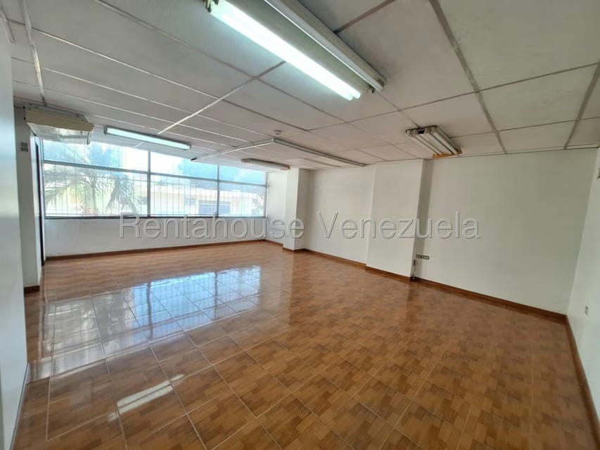 Comercial (Local Comercial) en Alquiler en Los Colorados, Carabobo - 15