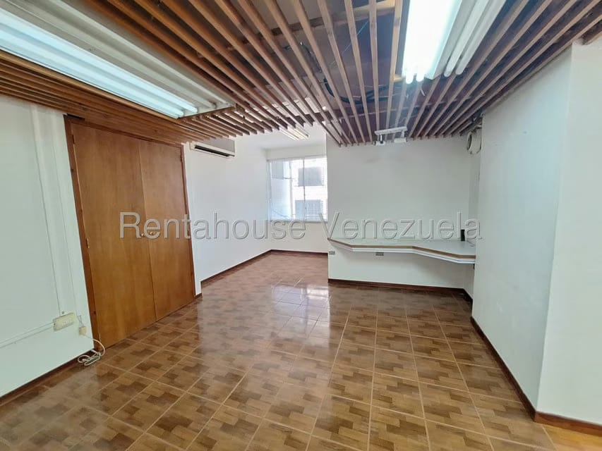 Comercial (Local Comercial) en Alquiler en Los Colorados, Carabobo - 20