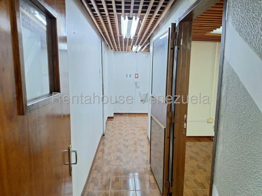 Comercial (Local Comercial) en Alquiler en Los Colorados, Carabobo - 21