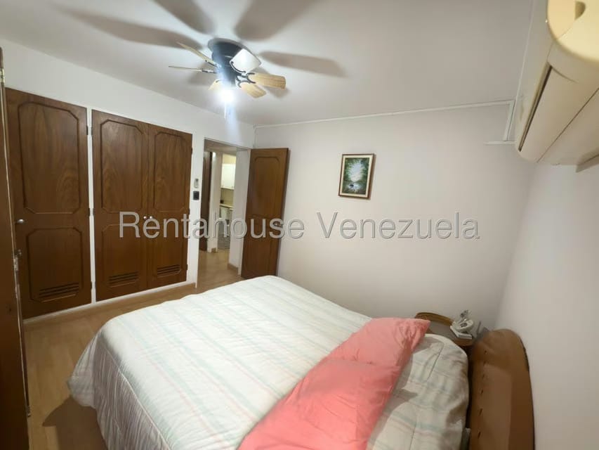 Apartamento (1 Nivel) en Venta en Las Esmeraldas, Distrito Metropolitano - 11