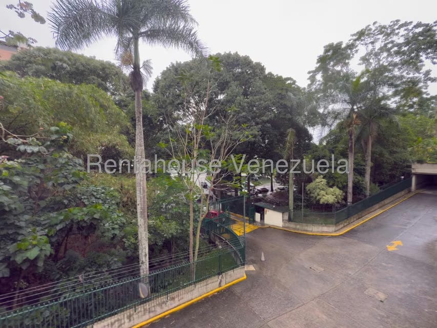 Apartamento (1 Nivel) en Venta en Las Esmeraldas, Distrito Metropolitano - 16