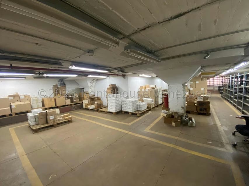 Comercial (Galpon - Deposito) en Venta en Boleita Norte, Distrito Metropolitano - 23