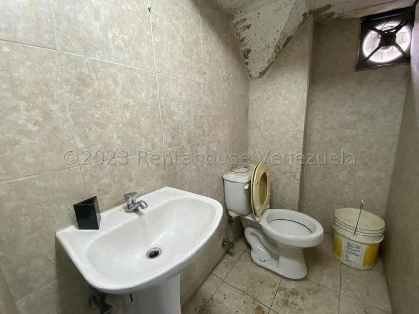 Comercial (Galpon - Deposito) en Venta en Boleita Norte, Distrito Metropolitano - 26