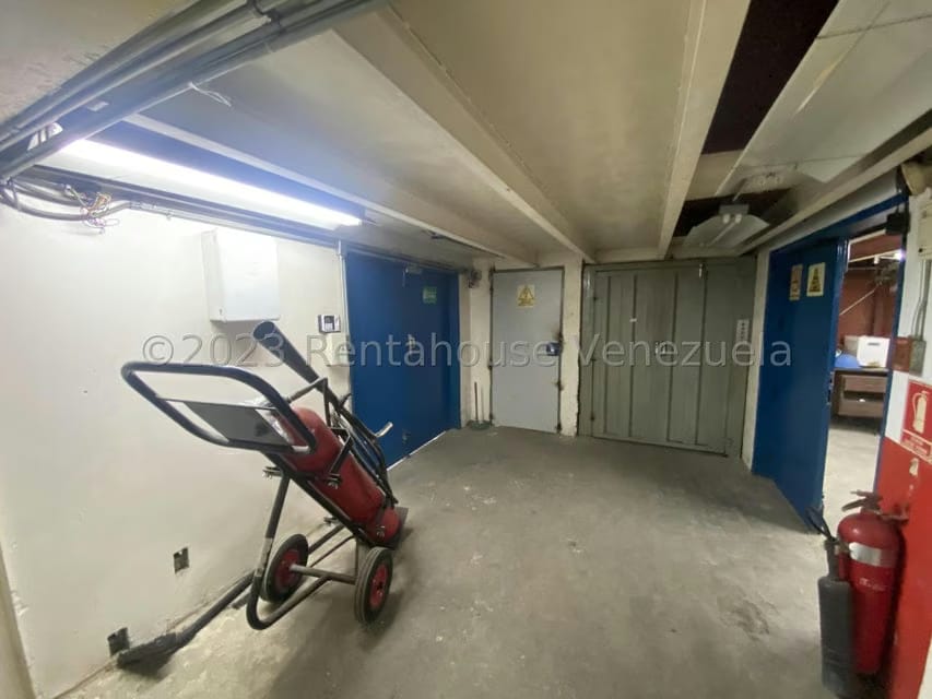 Comercial (Galpon - Deposito) en Venta en Boleita Norte, Distrito Metropolitano - 31