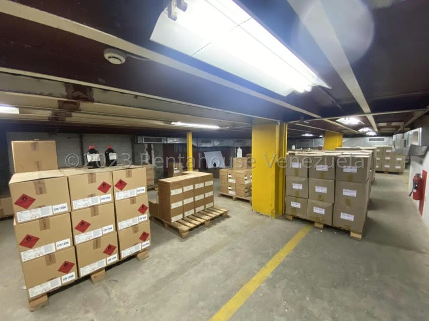 Comercial (Galpon - Deposito) en Venta en Boleita Norte, Distrito Metropolitano - 33