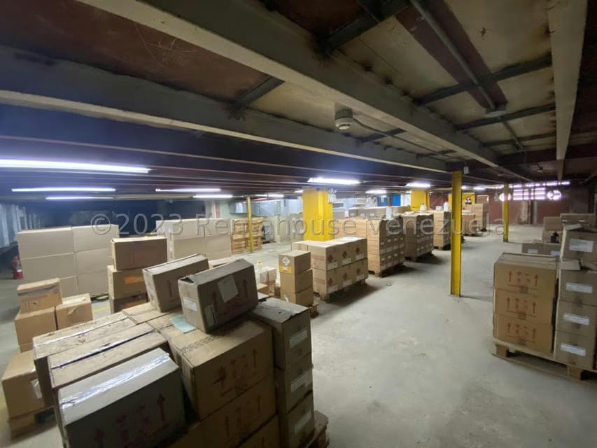 Comercial (Galpon - Deposito) en Venta en Boleita Norte, Distrito Metropolitano - 35