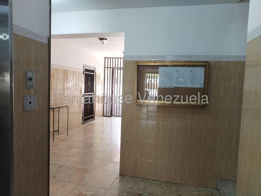 Apartamento (1 Nivel) en Venta en Prebo I, Carabobo - 14