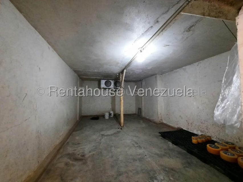 Comercial (Galpon - Deposito) en Alquiler en Avenida Milagro Norte, Zulia - 16